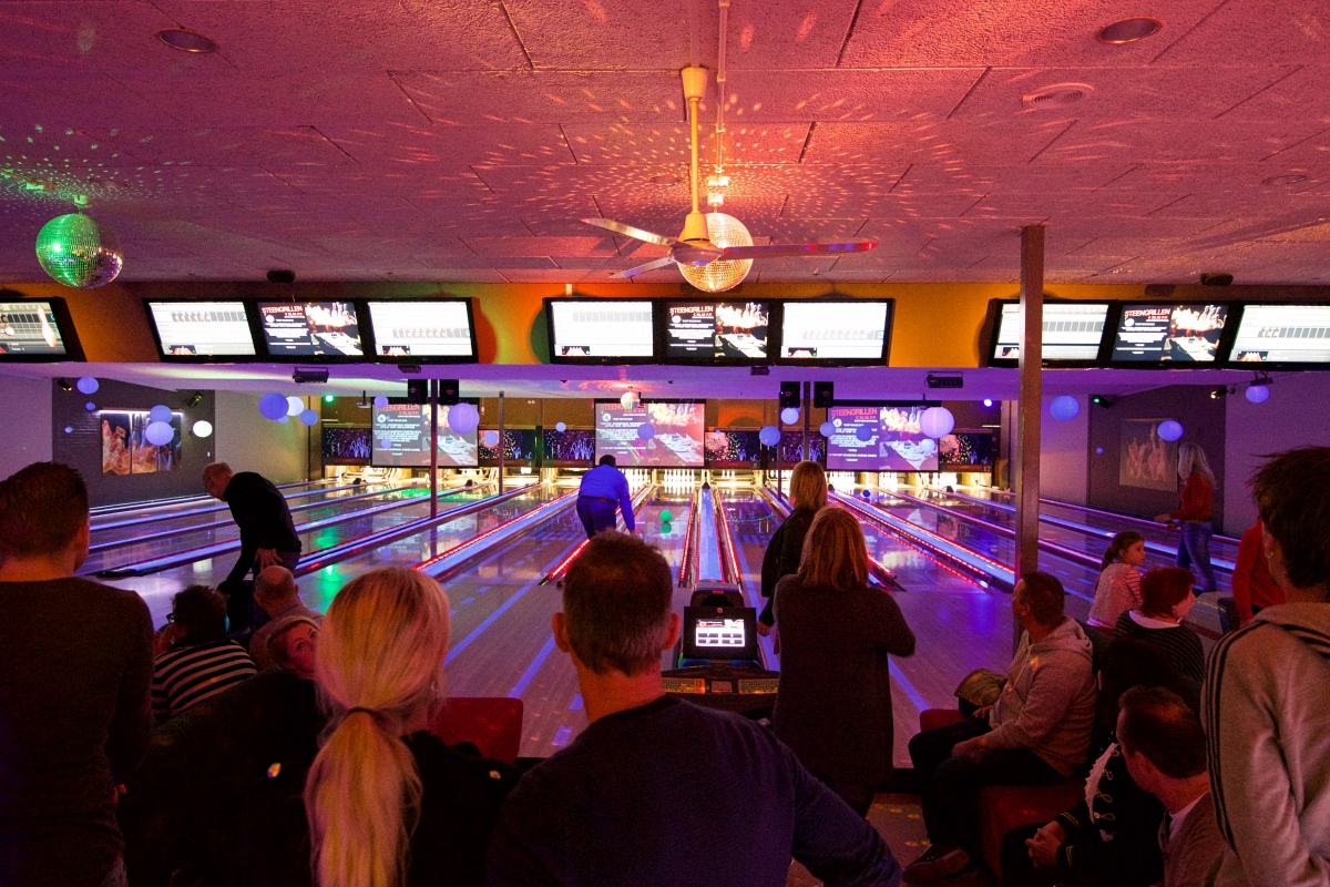 Samen met collegas de hoogste teamscore halen bij Bowling Alphen?